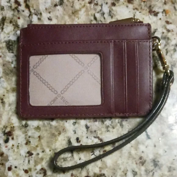 Michael Kors Signature Logo Glossy Blk Merlot Wristlet/ Cardholder Wallet NEW - Picture 2 of 6